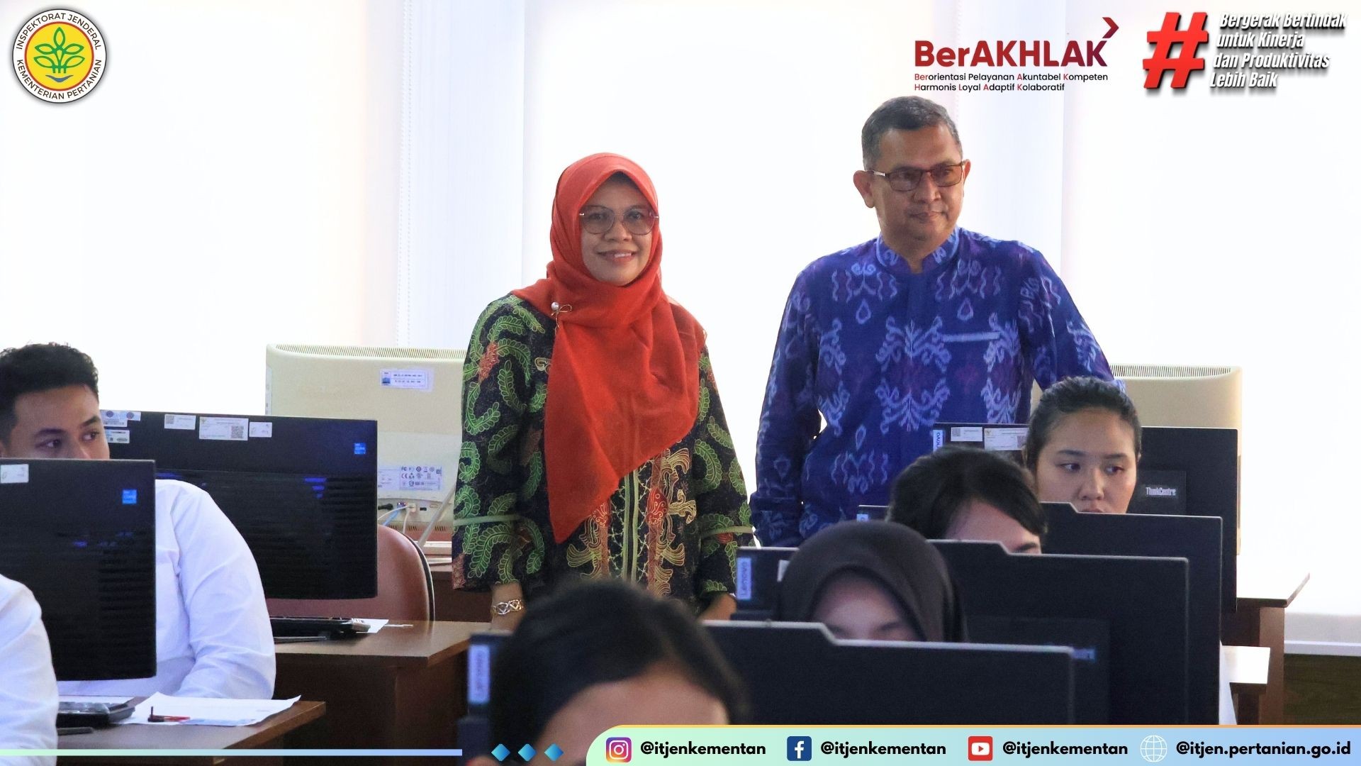 Sekretaris Itjen Tin Latifah, Melakukan Pendampingan Seleksi SKD CPNS di Kantor Regional X BKN Denpasar, Bali