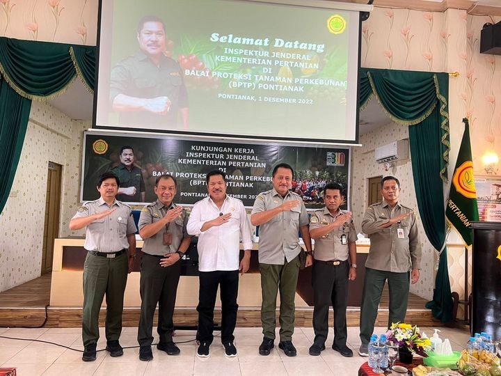 Monitoring dan Evaluasi di Kalbar, Jan Samuel Maringka Rekomendasikan BPTP Pontianak Menjadi Balai Besar