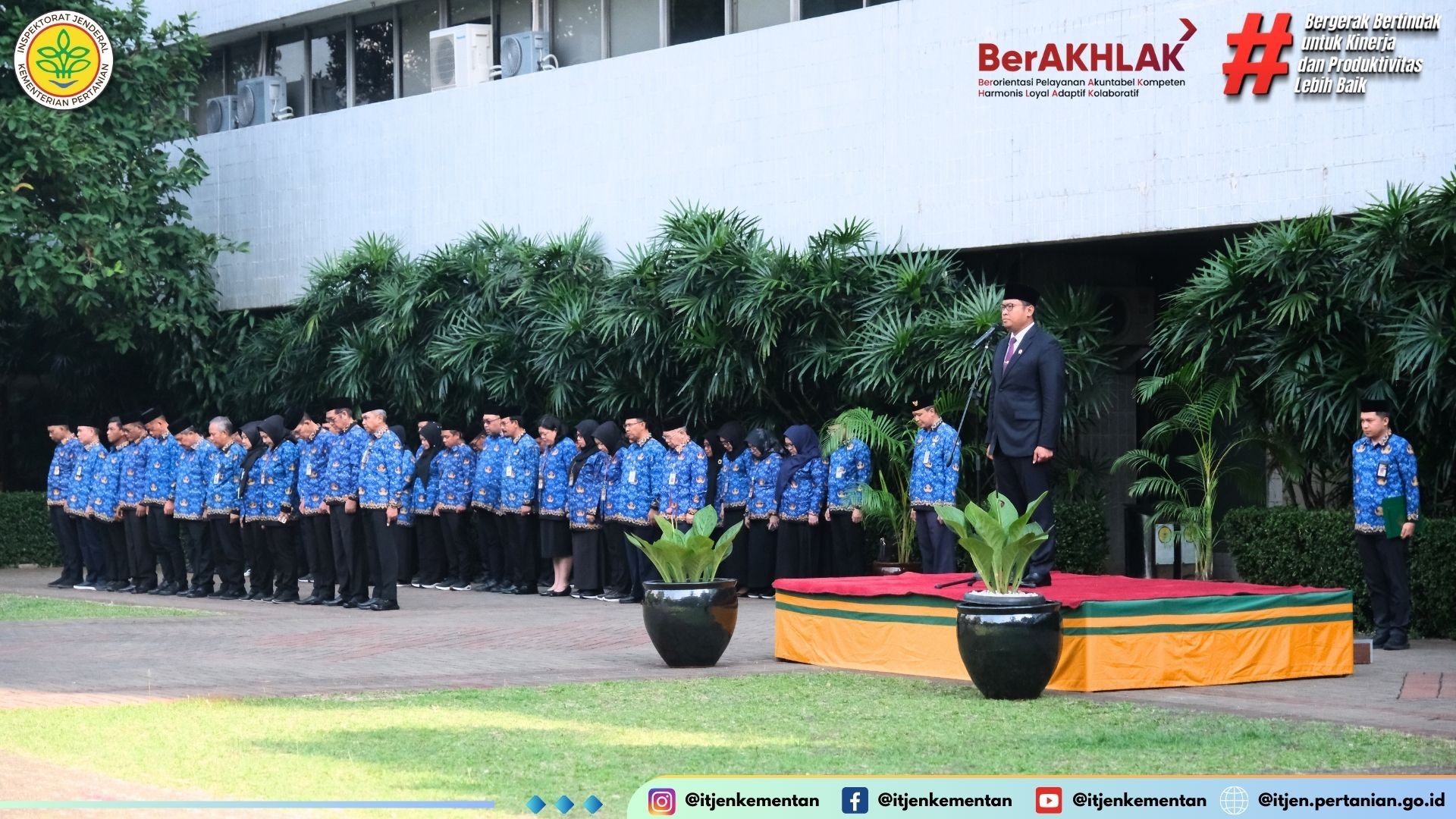 Upacara Memperingati Hari Kesaktian Pancasila Lingkup Kementerian Pertanian.