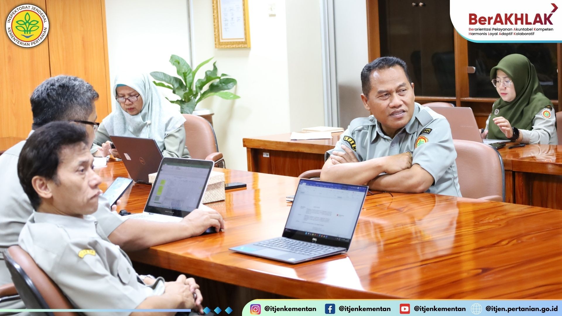 Pembahasan pedoman manajemen pengawasan yang dilaksanakan